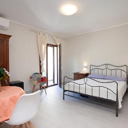 Lu Lioni Rooms San Teodoro  Εξωτερικό φωτογραφία
