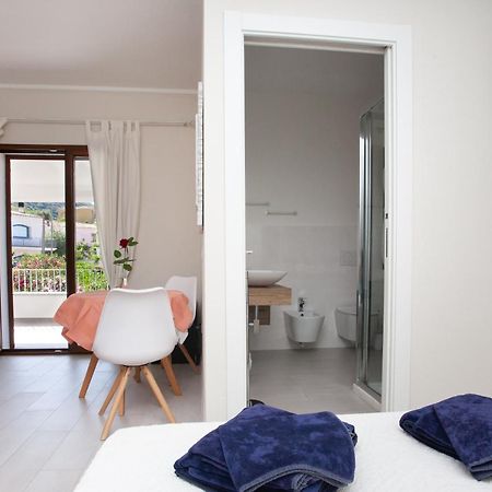 Lu Lioni Rooms San Teodoro  Εξωτερικό φωτογραφία