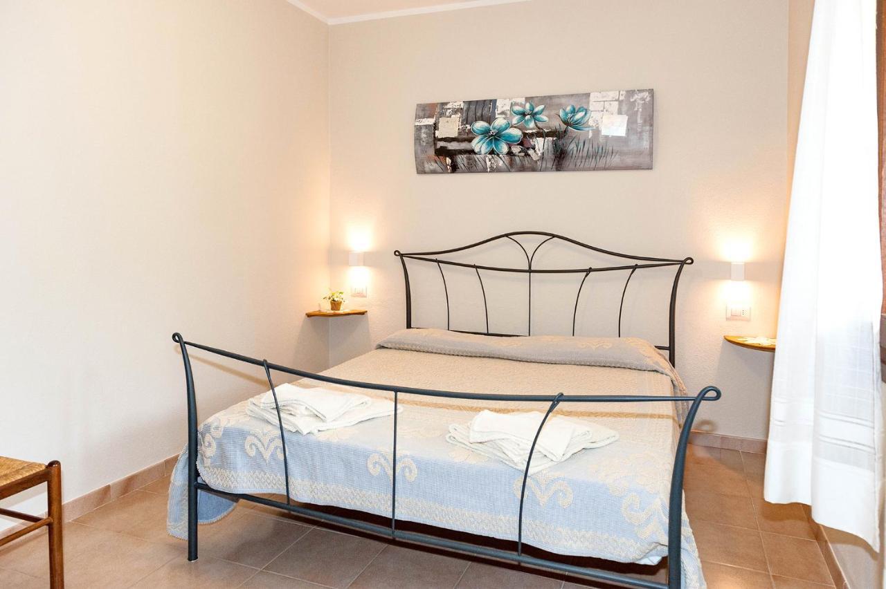 Lu Lioni Rooms San Teodoro  Εξωτερικό φωτογραφία