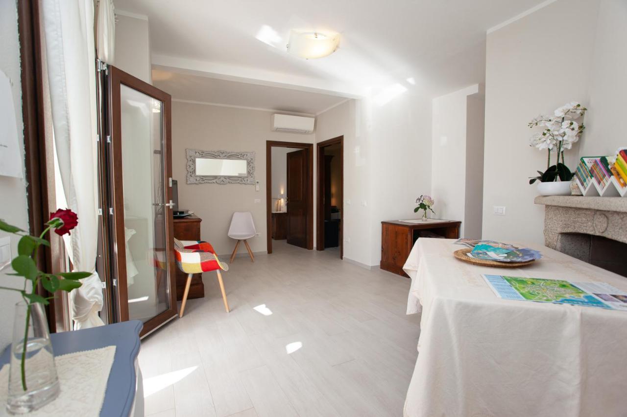 Lu Lioni Rooms San Teodoro  Εξωτερικό φωτογραφία