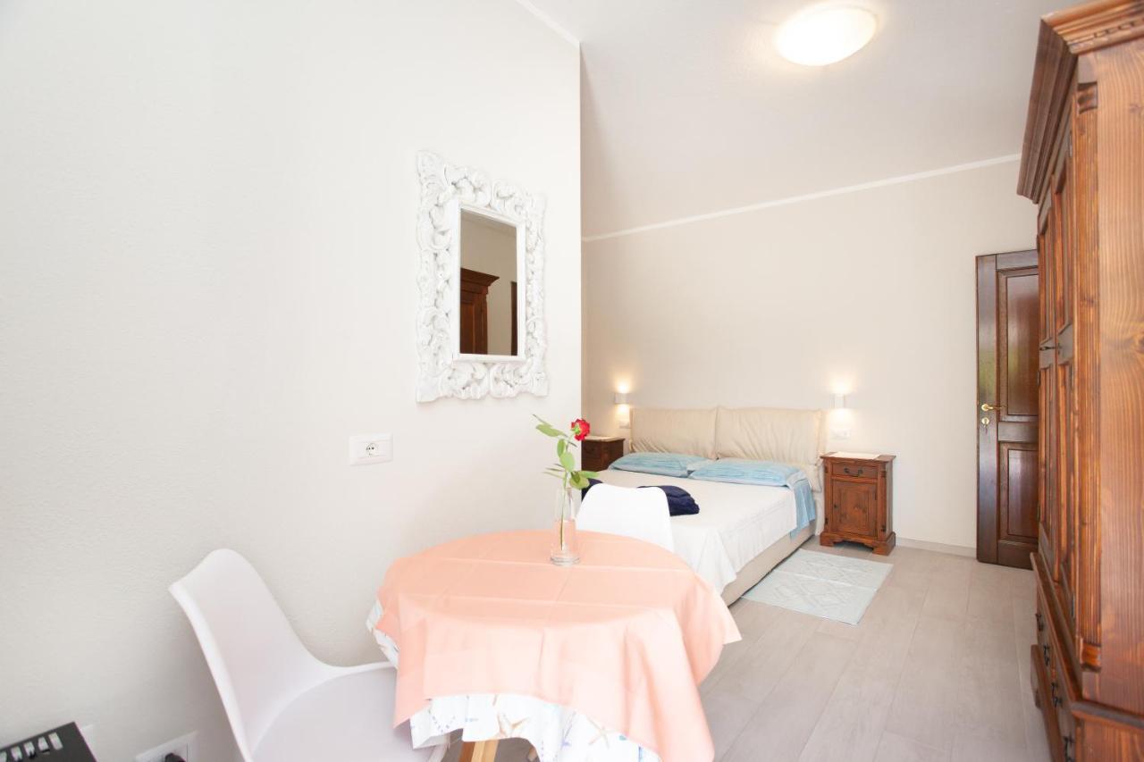 Lu Lioni Rooms San Teodoro  Εξωτερικό φωτογραφία