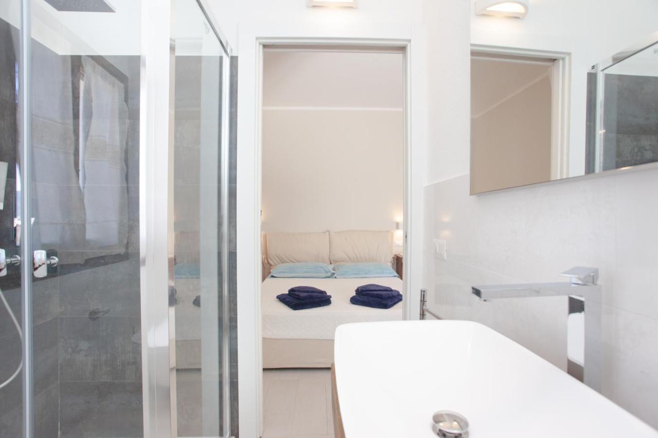 Lu Lioni Rooms San Teodoro  Εξωτερικό φωτογραφία