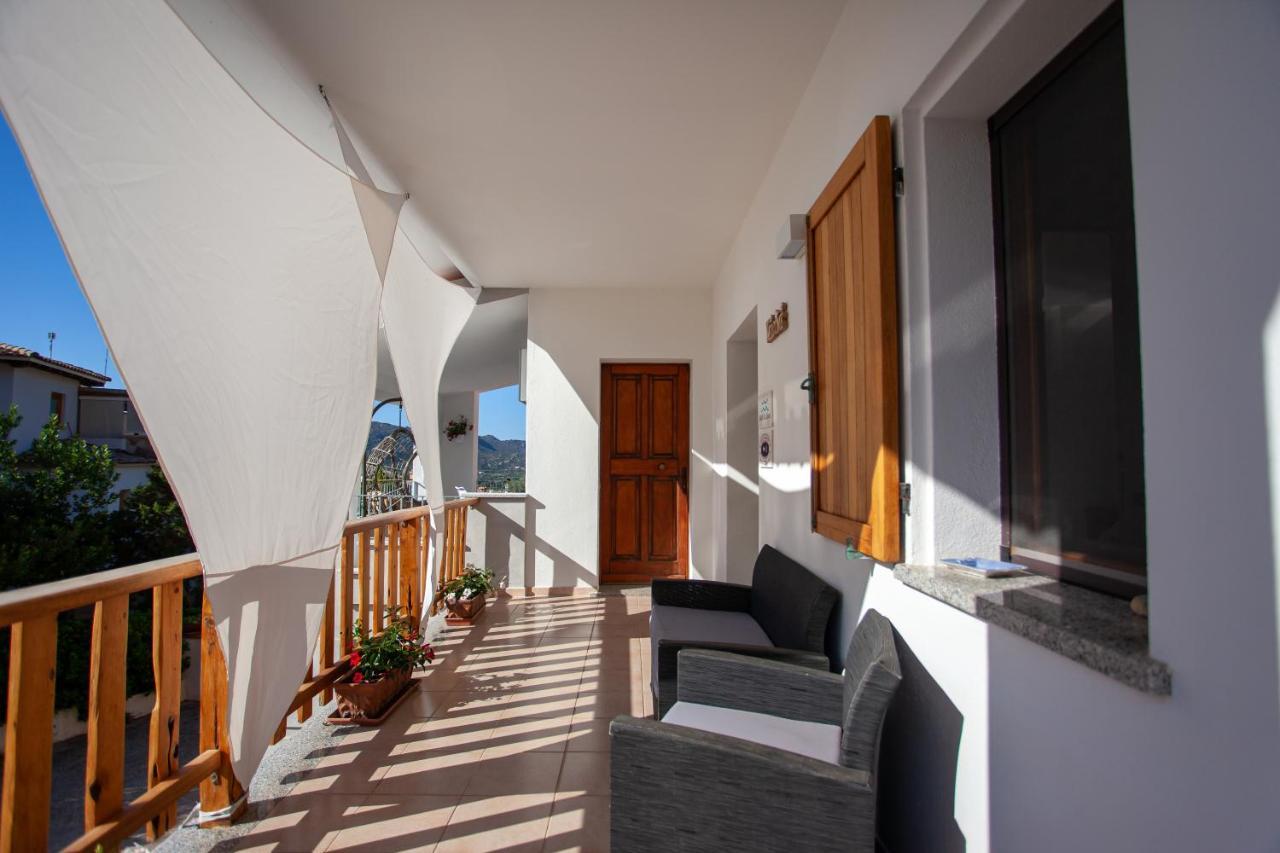 Lu Lioni Rooms San Teodoro  Εξωτερικό φωτογραφία